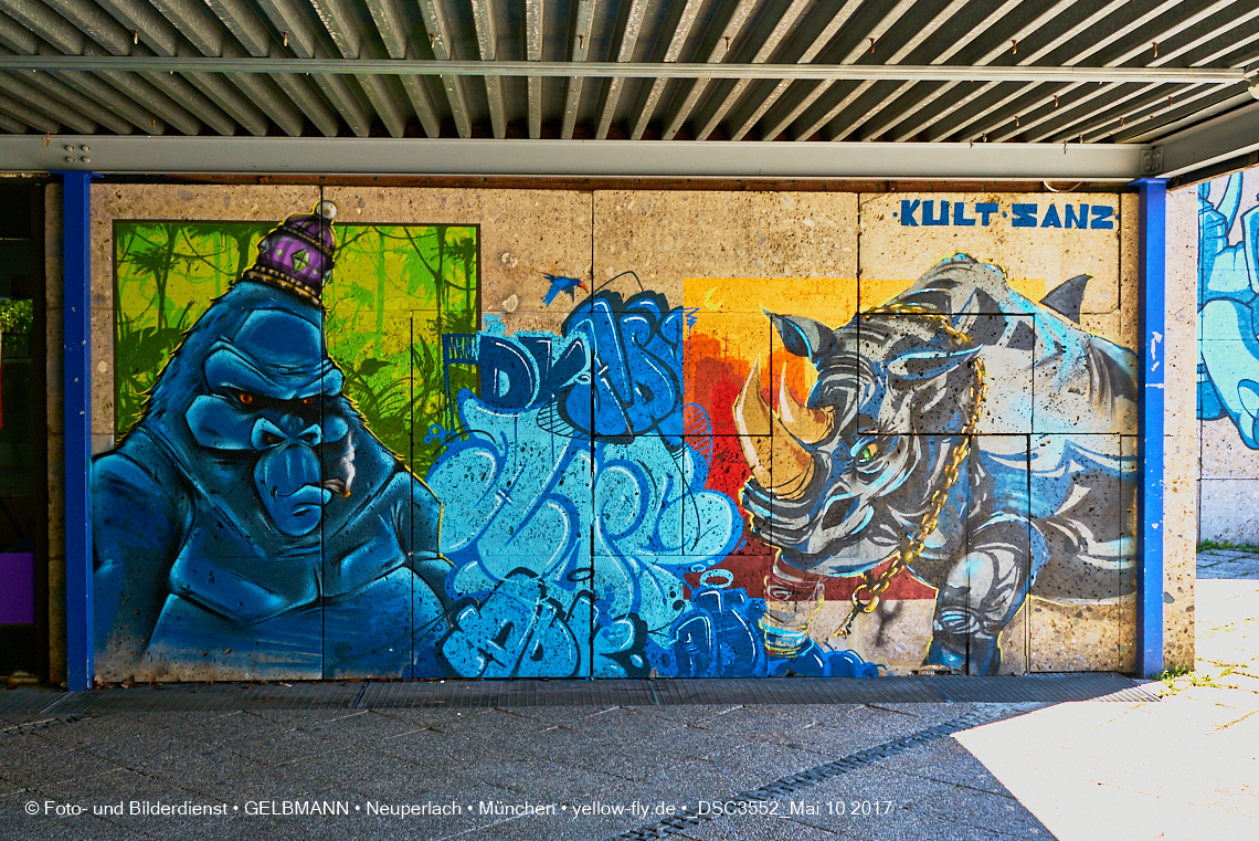 21.03.2017 - Abrissbaustelle Quiddezentrum in Neuperlach